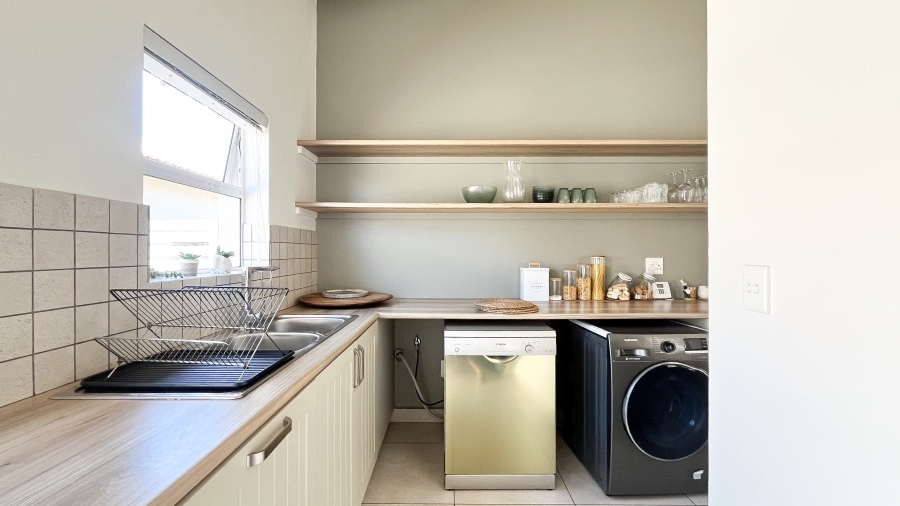 To Let 3 Bedroom Property for Rent in Langebaan Country Estate Western Cape